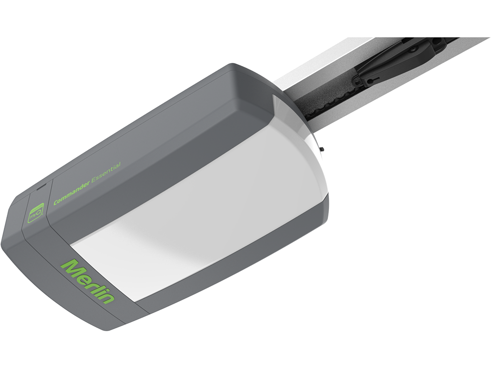 Commander Essential MS65MYQ